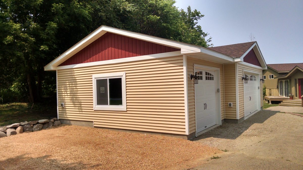 Detached garage built from the ground up in Independence